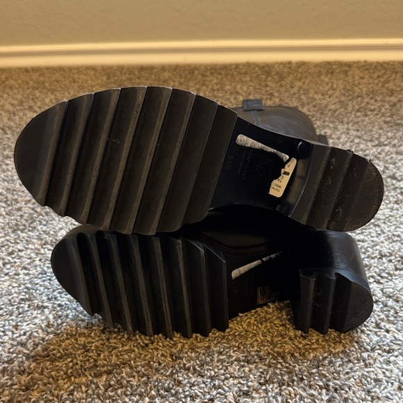 Tamara Mellon Black Mid-Calf Easy Rider Boots - Picture 4 of 9